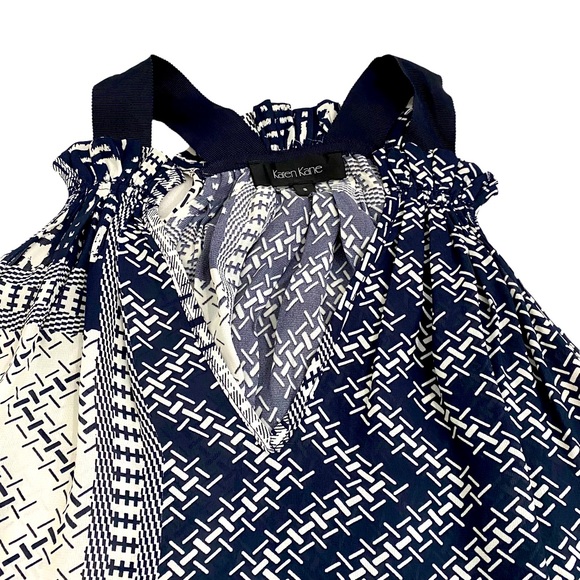 Karen Kane Blue & White Mixed Weave Zig Zag Pattern Sleeveless Top, Size Small - Picture 4 of 8